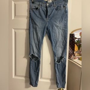 We the free stretchy skinny jeans with holes